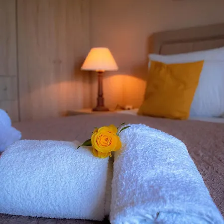 Apidalos Naus * Перама