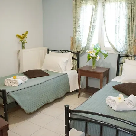 Apidalos Naus Apartment Perama (Corfu)