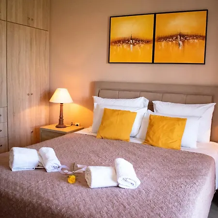 Apartment Apidalos Naus