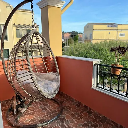 Apidalos Naus Perama (Corfu)